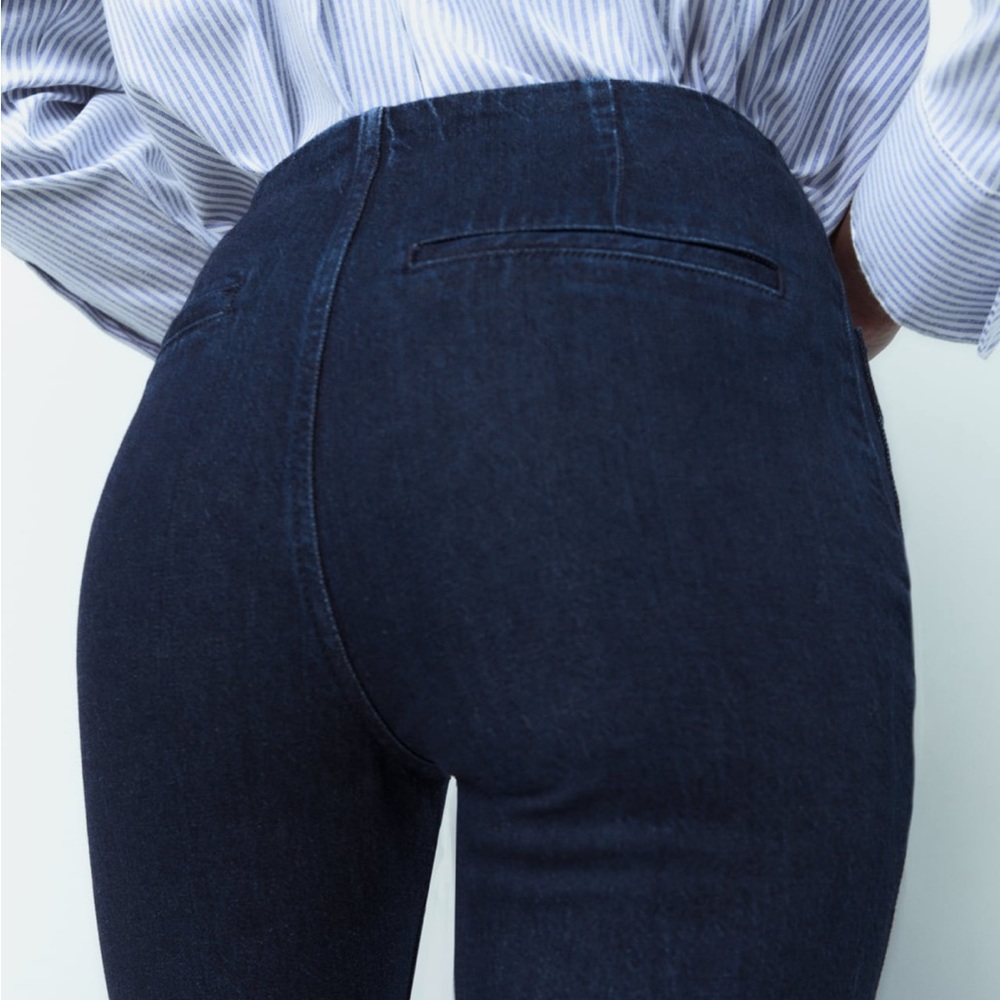 Zara NWOT Dark wash pocket button front straight leg semi cropped denim jeans - Picture 4 of 9